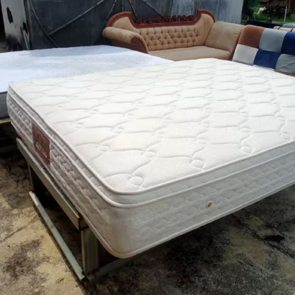 Berapa Bulan Sekali Spring Bed Comforta Perlu Dijemur?